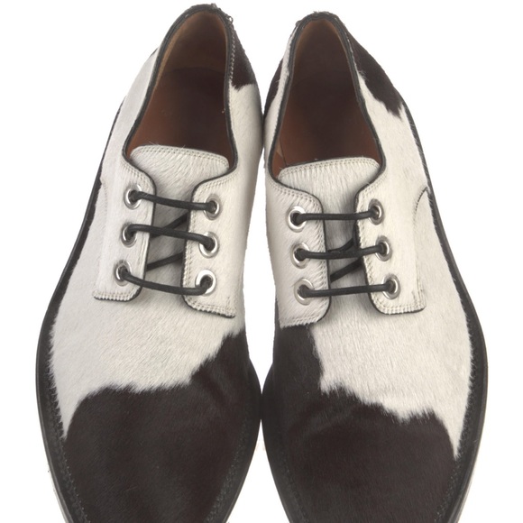 Givenchy cowhide Oxford. Size 6 fits 7 - Picture 2 of 5